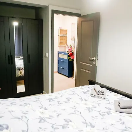 Apartment In Centre *